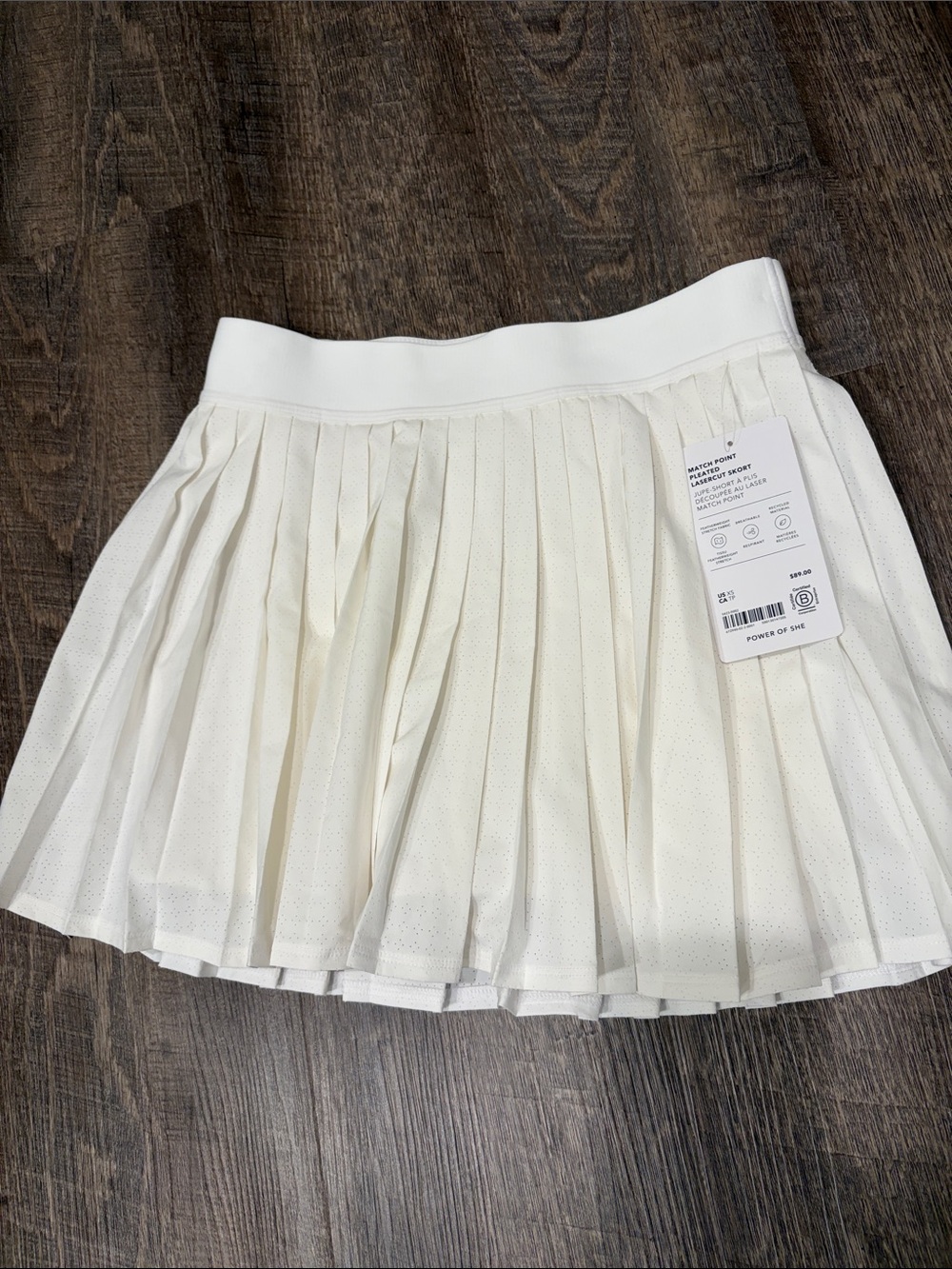 NWT-Athleta White Pleated Mini Skort- Size XS